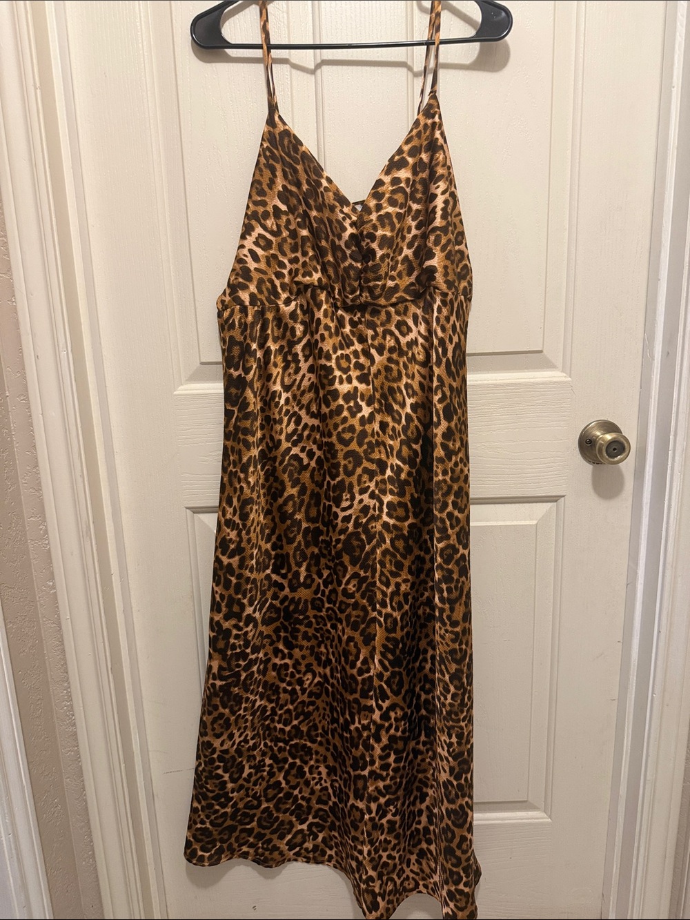 sofia by sofia vergara Leopard-Print Slip Midi Dress - Brown & Black